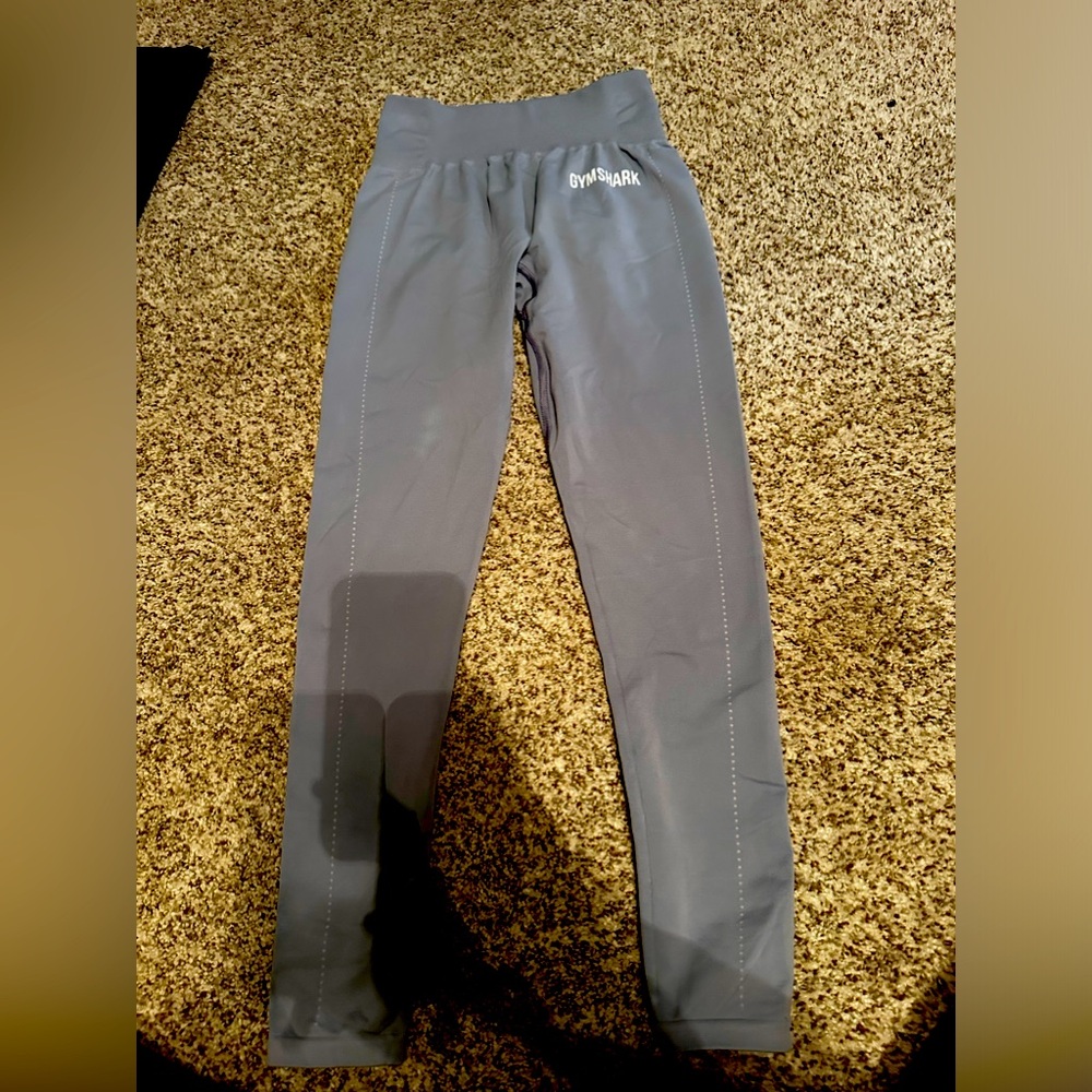 Gym shark leggings‼️